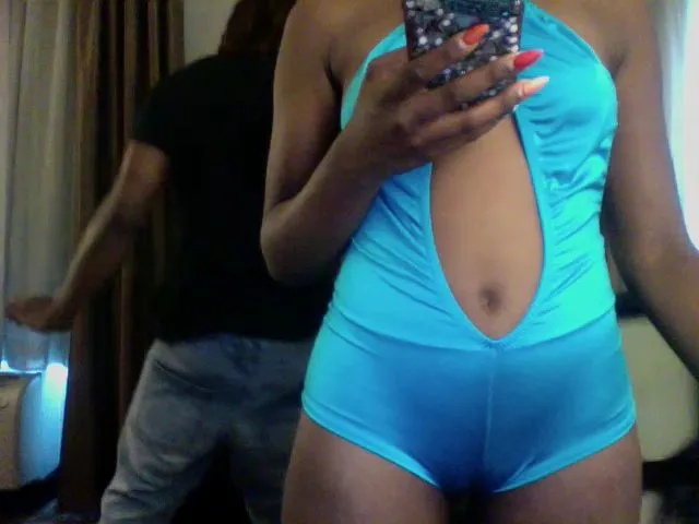 Live sex webcam photo for FoxyBandz #254521931