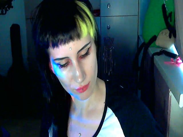 Live sex webcam photo for BadSidxxx #258704214