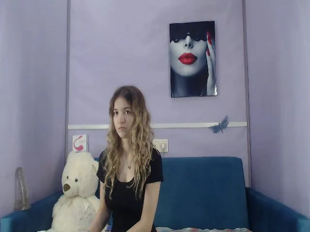 Live sex webcam photo for Bonnikukla #252732819
