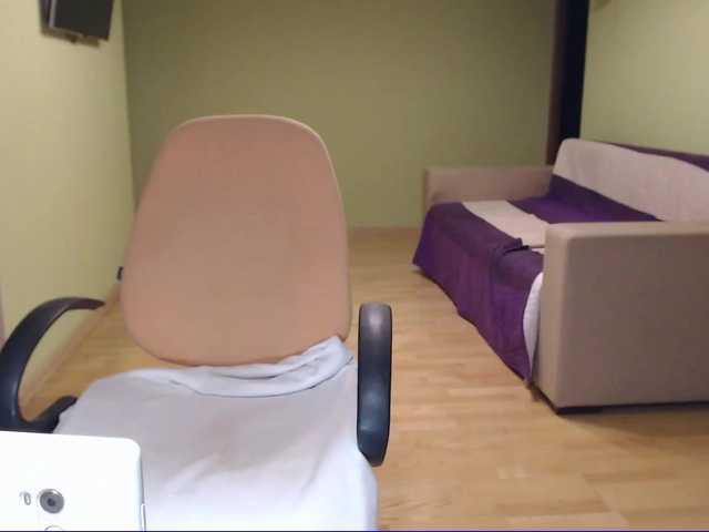 Live sex webcam photo for MonnaSky #247748307