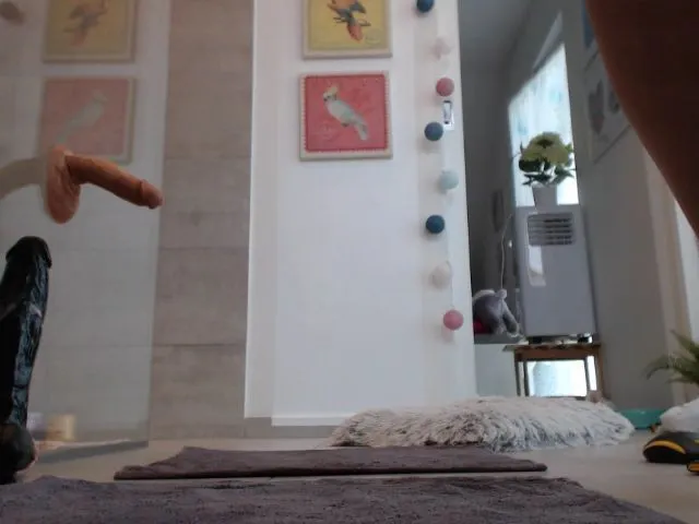 Live sex webcam photo for Shy_Puppy #252769101