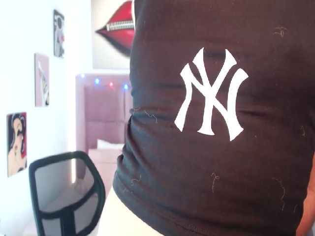 Live sex webcam photo for Graicy_Reyes #254789970