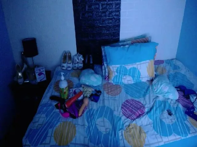 Live sex webcam photo for Cami_bejarano #255021025