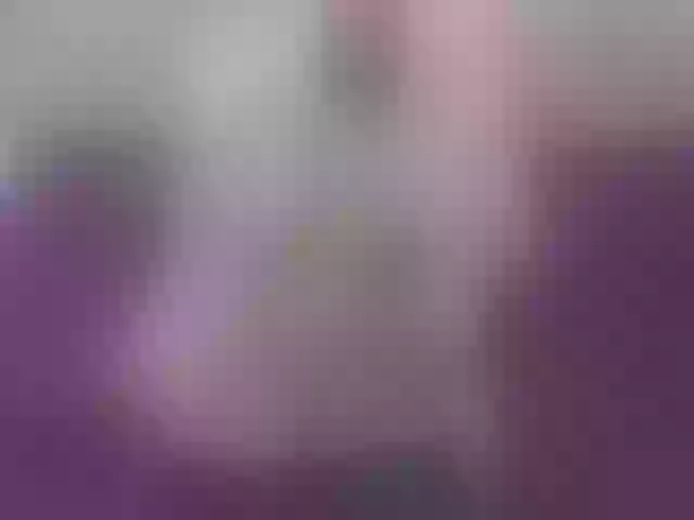Live sex webcam photo for Sexylilbeex #262051187