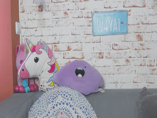 Live sex webcam photo for PoxyVibe #254199978