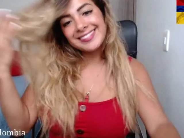 Live sex webcam photo for isa-hernandez #242567499