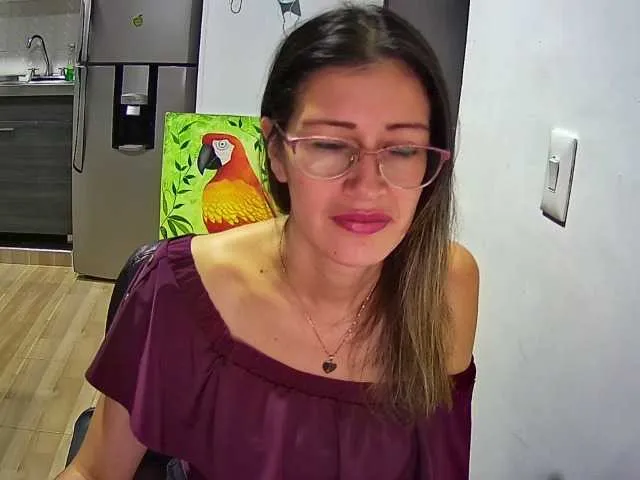 Live sex webcam photo for Perla-Gold #241199098