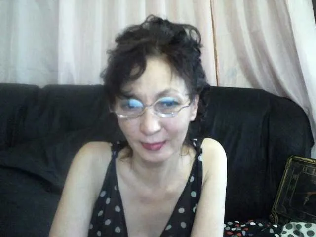 Live sex webcam photo for Elia-Asia #248322322