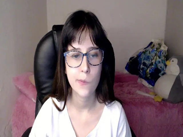 Live sex webcam photo for Paulette655 #259743786