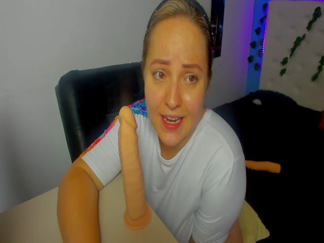 Live sex webcam photo for Dulce_maria_s #265637057