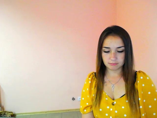 Live sex webcam photo for Candy4Love_ #259680345