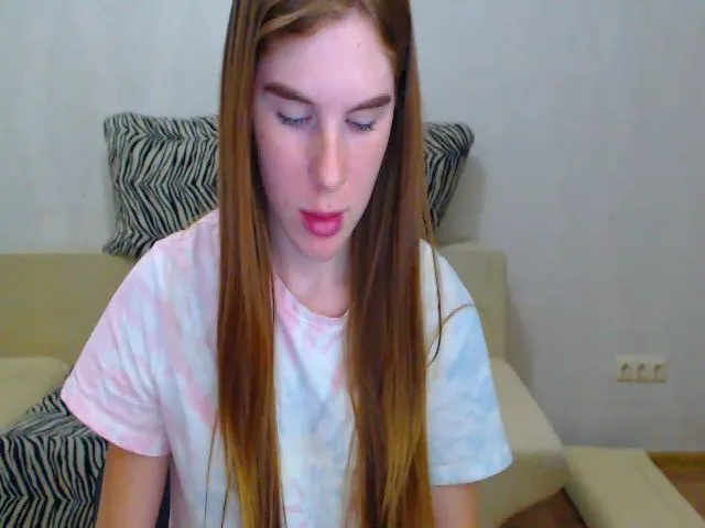 Live sex webcam photo for Vesnyshka #261661727
