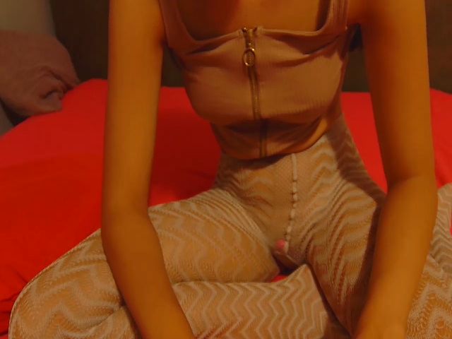 Live sex webcam photo for Mari____ #263838691