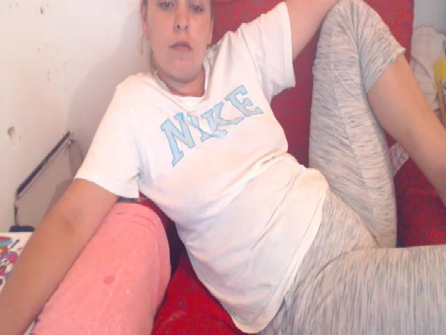 Live sex webcam photo for Carlastar00 #260292077