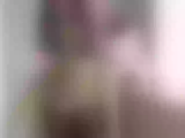 Live sex webcam photo for SmilingAlis #257337615