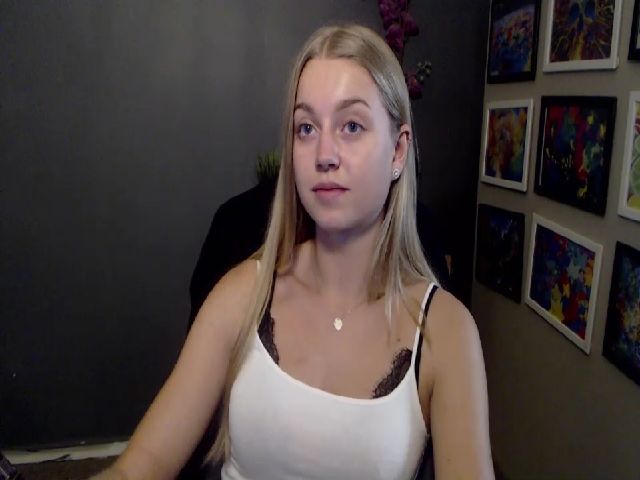 Live sex webcam photo for LUSTerica #263636911