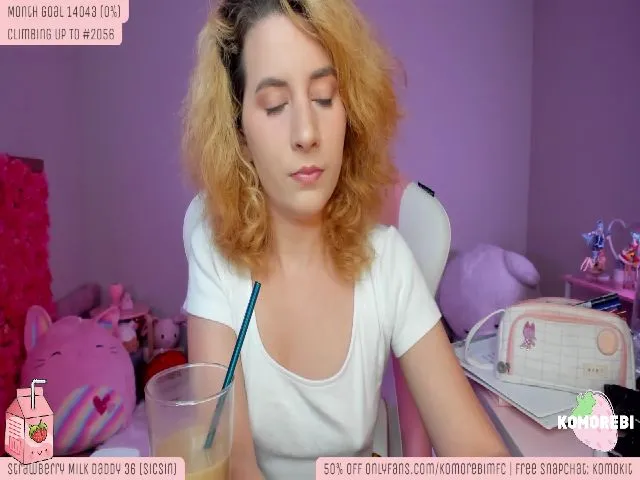 Live sex webcam photo for Komorebi #259043917