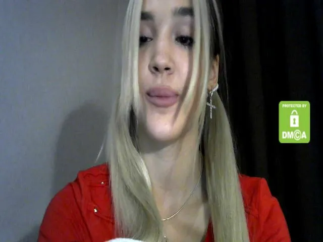 Live sex webcam photo for MyyDream #258815643