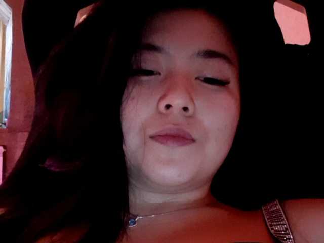 Live sex webcam photo for dasha922 #240988772