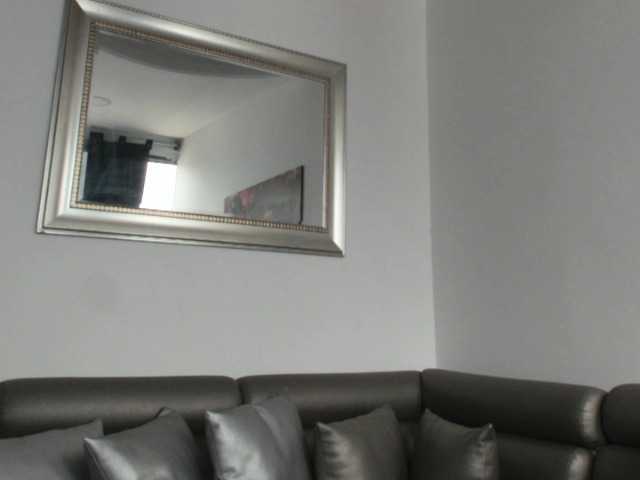 Live sex webcam photo for KellyBrooke #241171822