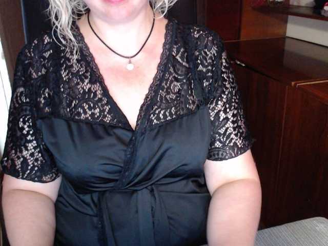 Live sex webcam photo for Alisa1917 #261338207