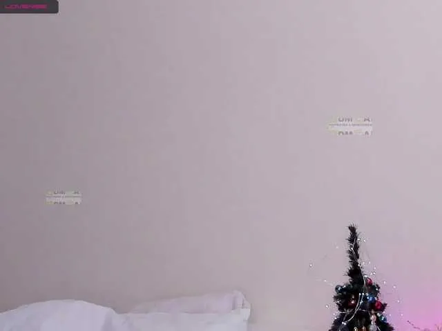 Live sex webcam photo for SincereLight #240899330