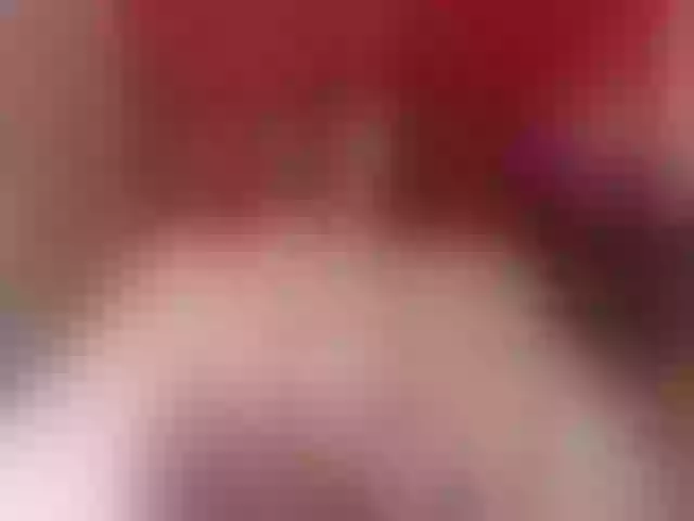 Live sex webcam photo for SweetieSophya #252333415
