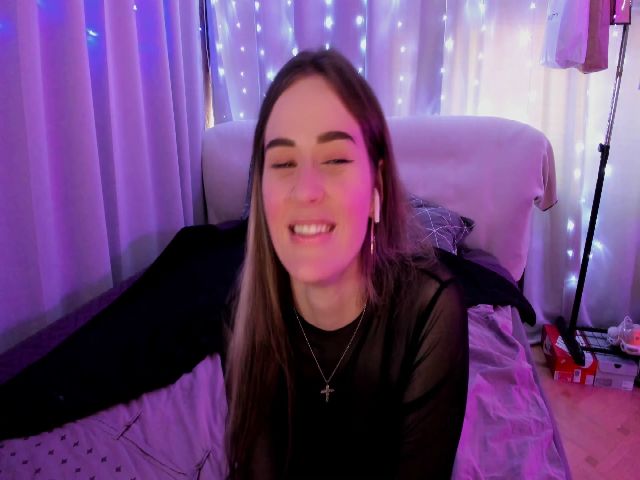 Live sex webcam photo for Annett19 #253089984