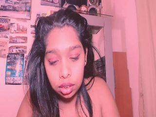 Live sex webcam photo for Indiankitty69 #251739824