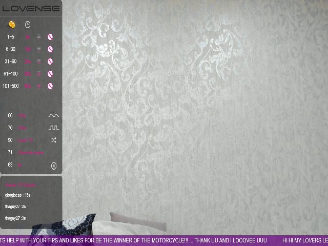 Live sex webcam photo for VioletaRoux #256755801