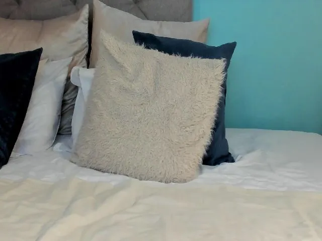 Live sex webcam photo for circenmilen #253714089