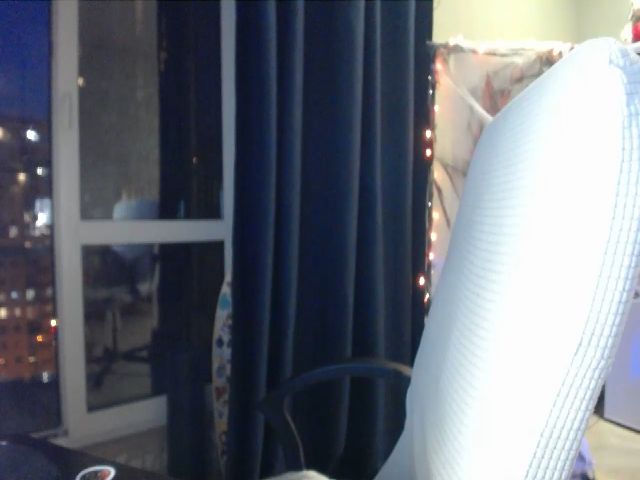 Live sex webcam photo for Angie_Wild #258299946