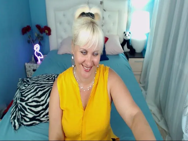 Live sex webcam photo for AVladica #253908390