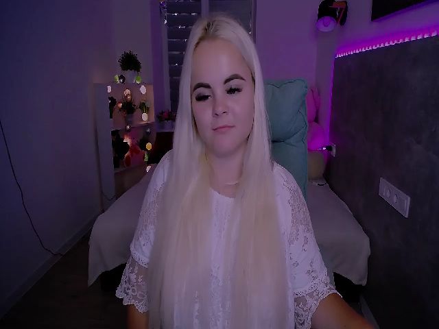 Live sex webcam photo for Jenni__fer #263973973