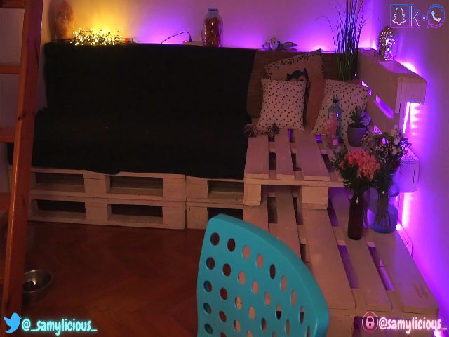 Live sex webcam photo for Runa__ #253182090