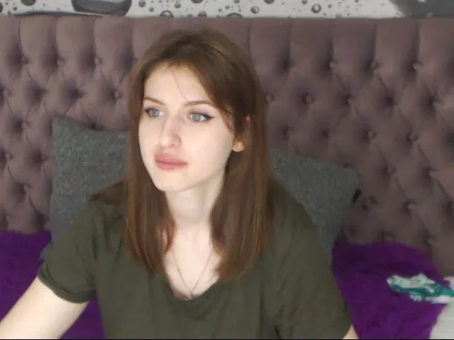 Live sex webcam photo for MaylyWalss #254632615