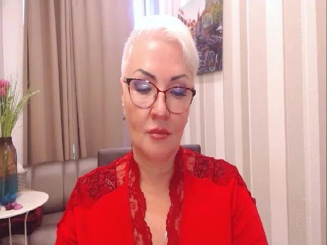 Live sex webcam photo for LadyXAnna #262992356