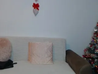 Live sex webcam photo for Sara-Daisy #240856111