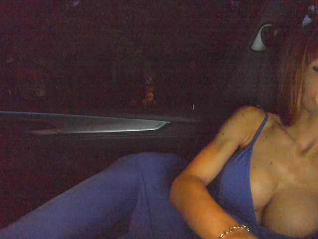 Live sex webcam photo for alexissadele #242034257