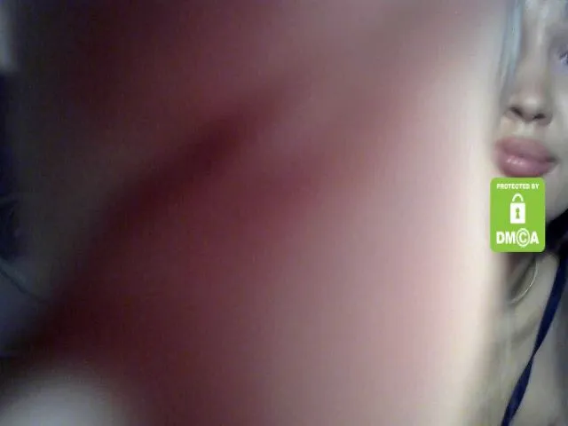 Live sex webcam photo for MyyDream #252618030