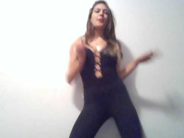 Live sex webcam photo for sweet23jane23 #241302860