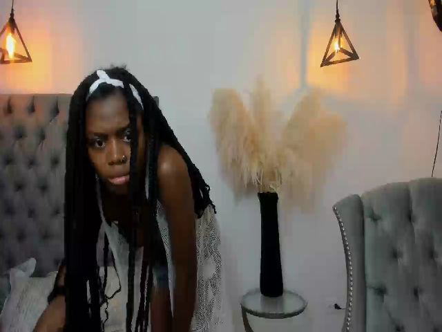 Live sex webcam photo for Mely_adebay #264566829