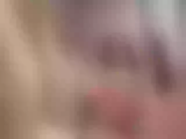 Live sex webcam photo for Youlalia #252183376
