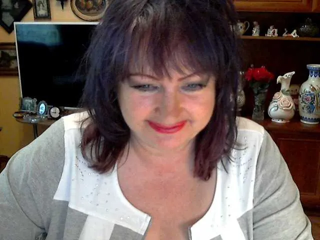 Live sex webcam photo for ElenaZed #287984987