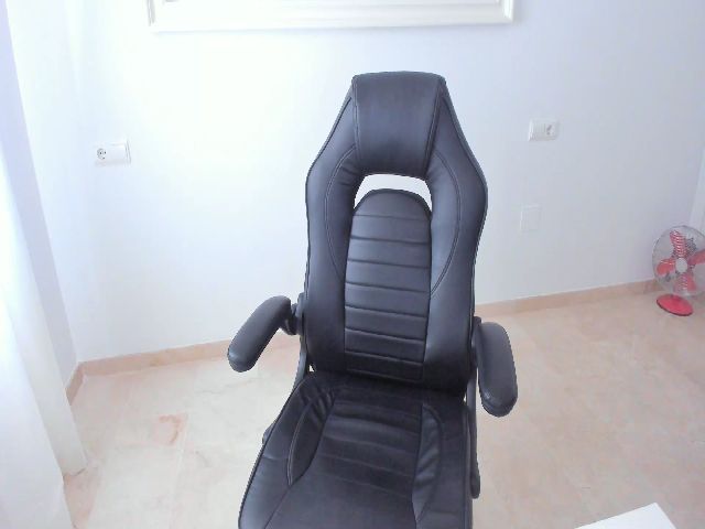 Live sex webcam photo for LivM_ #263549409