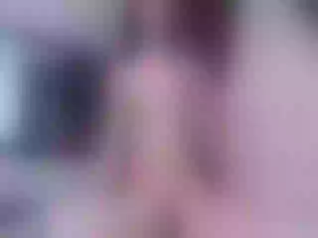 Live sex webcam photo for Karorivero #258056252