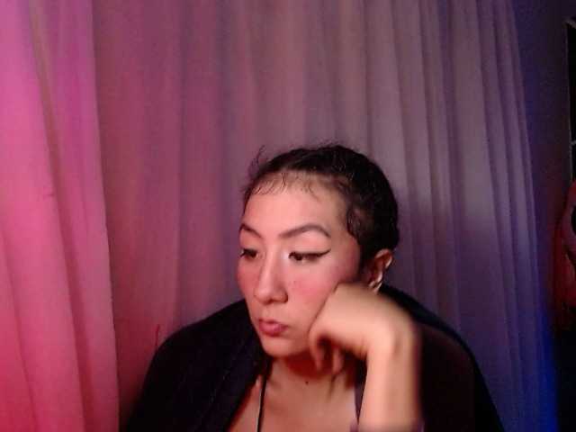 Live sex webcam photo for TATIKAZUMY #243401151