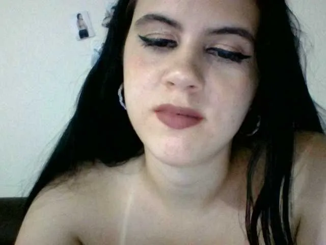 Live sex webcam photo for ShanellMoore #241050696
