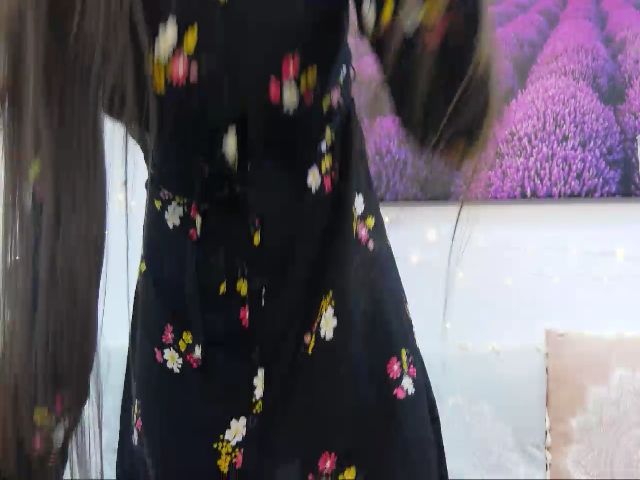 Live sex webcam photo for MaraW #256325302