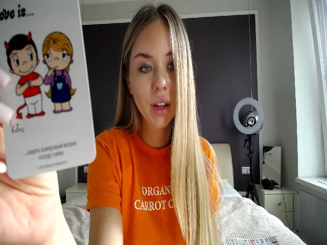 Live sex webcam photo for Linda_0nline #256792410